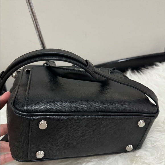 SOLD‼️Tumi sling bag - Picture 10 of 14